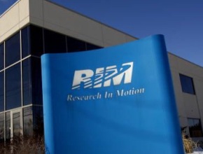 RIM може да построи завод за BlackBerry в Индия