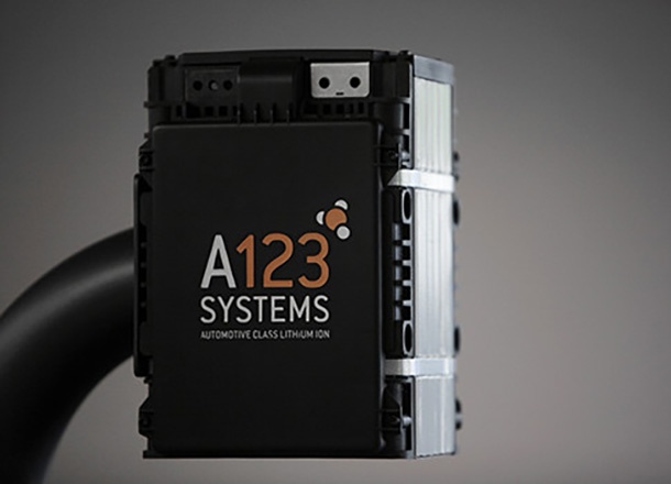 Американска компания съди Apple за привличането на ключовите им служители