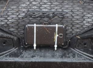 Премиум телефоните на Samsung може да са водо- и прахоустойчиви