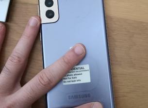 Още снимки на Samsung Galaxy S21+