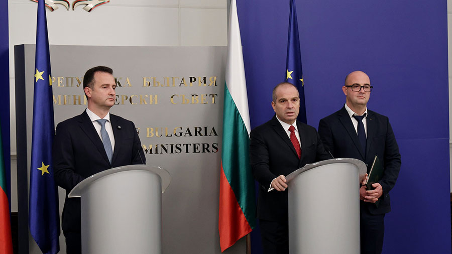 Много жп гари ще бъдат оборудвани с електрически зарядни станции