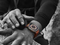 Apple Watch Ultra е голям и издръжлив