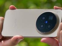 Започват продажбите на Vivo X300 и X300 Pro извън Китай