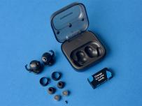 Можете лесно да смените батериите на новите слушалки на Fairphone