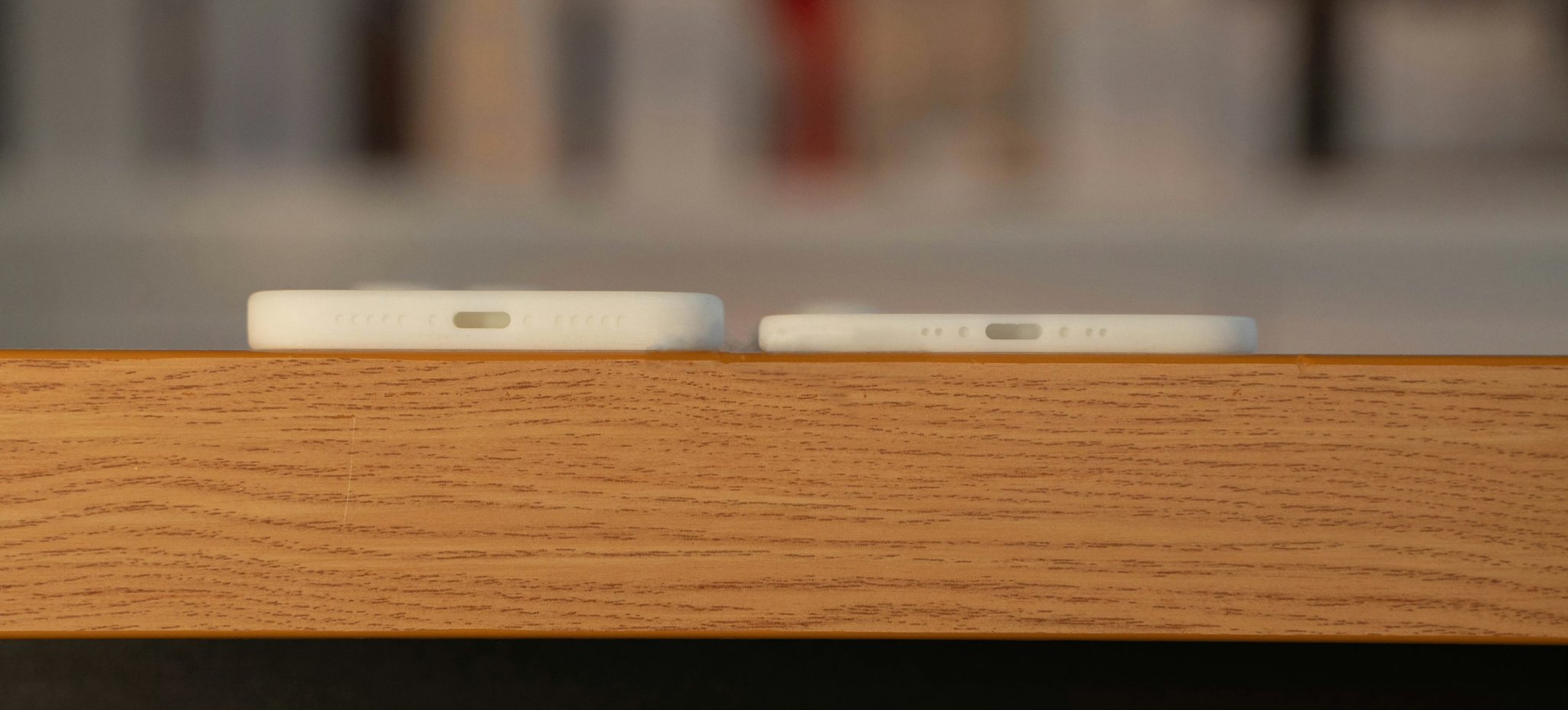 Изображение показва колко тънък може да е iPhone 17 Air