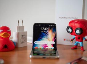 РЕВЮ: Huawei P50 Pocket е крачка напред за сгъваемите смартфони