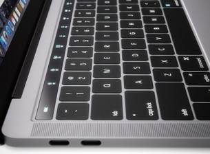 Новите версии на MacBook Pro ще имат сензор за отпечатъци