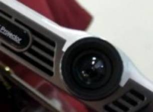 Таблет с Android и пико проектор