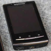 Още снимки на Sony Ericsson Robyn, въпросите остават