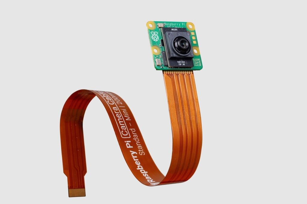 Raspberry Pi има нова камера за AI, създадена съвместно със Sony