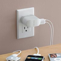 Презареждането на телефоните генерира годишно 85 000 тона въглероден двуокис в Англия