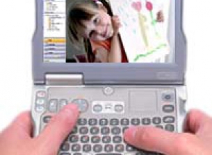 Миникомпютър с  Windows XP