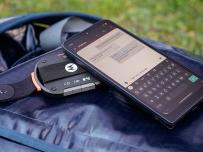 Motorola Defy Satellite Link осигурява сателитна връзка за всяко устройство с iOS и Android