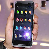 LG GW990 - първият смартфон, използващ Moblin