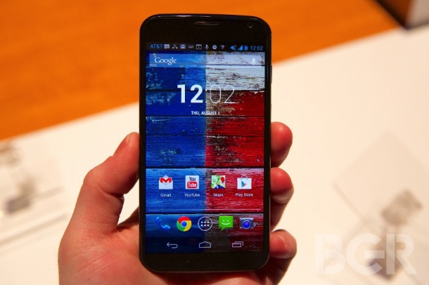 Moto X ще получи наследник през лятото