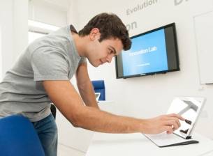 Лаборатория за иновации в СУ ще учи на разработка на мобилни приложения