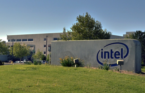 Intel закрива отдела за носима електроника
