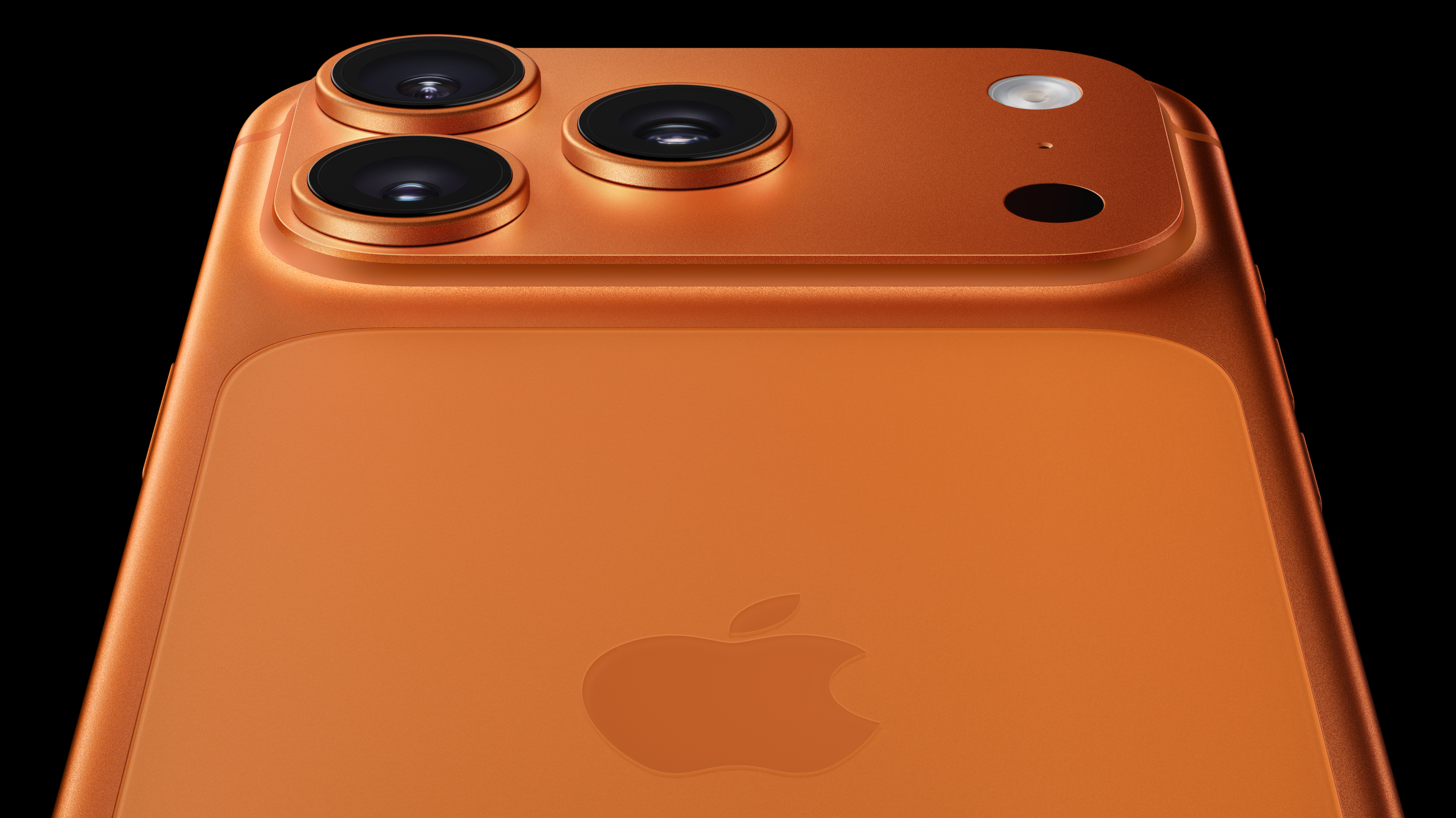 Камери на iPhone 17 Pro в цвят Cosmic Orange с тройна 48MP Fusion система и нов дизайн