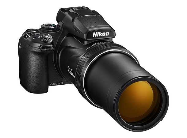 Nikon P1000 предлага 125х оптично приближение