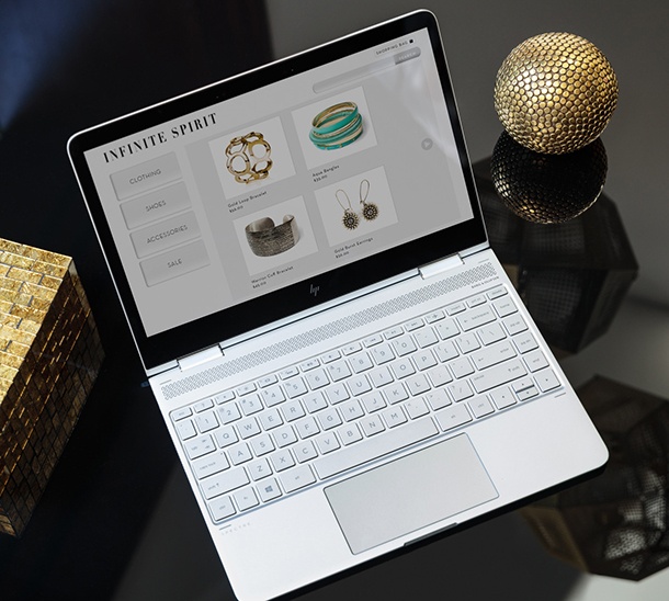 Новият HP Spectre x360 има по-голяма батерия и дисплей с намалена рамка