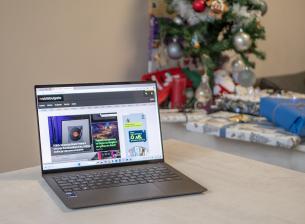 РЕВЮ: ASUS Zenbook S 14 (UX5406) е красив, компактен и продуктивен