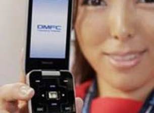 Телефон с метанолова горивна клетка