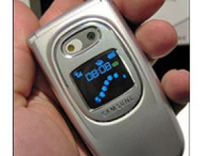 Samsung SGH-P510 – телефон, който се отваря сам