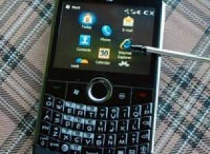 HP iPAQ K3 Obsidian идва със сензорен OLED дисплей