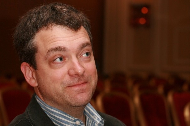 Microsoft наема бивш мениджър от Valve