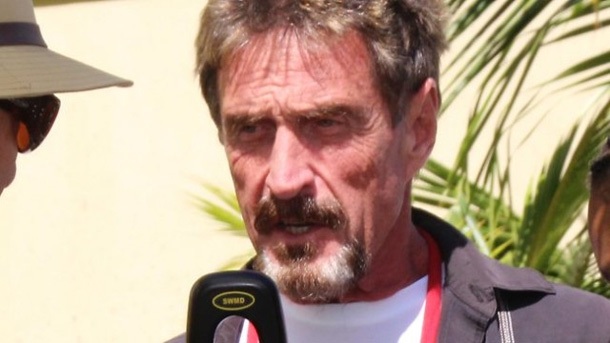 Джон МакАфи обеща да сложи край на правителствения шпионаж над гражданите