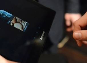 Lenovo са продали повече мобилни устройства отколкото компютри през тримесечието