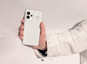 Realme GT 2 Pro ще има панел от специален материал