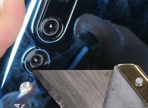 Huawei P20 Pro премина през екстремните тестове на JerryRigEverything