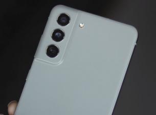 Android 13 достигна до Samsung Galaxy S20 FE и Galaxy S21 FE