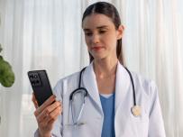 Motorola ThinkPhone 25 е по-компактен и издръжлив