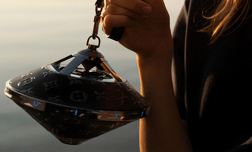 Тази тонколона на Louis Vuitton струва почти 2500 евро