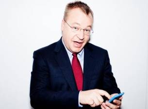 Акционери на Nokia нападнаха Стивън Илъп