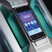 Концептуален модел на Land Rover с iPhone