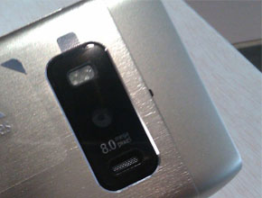 Първи снимки на Nokia T7-00