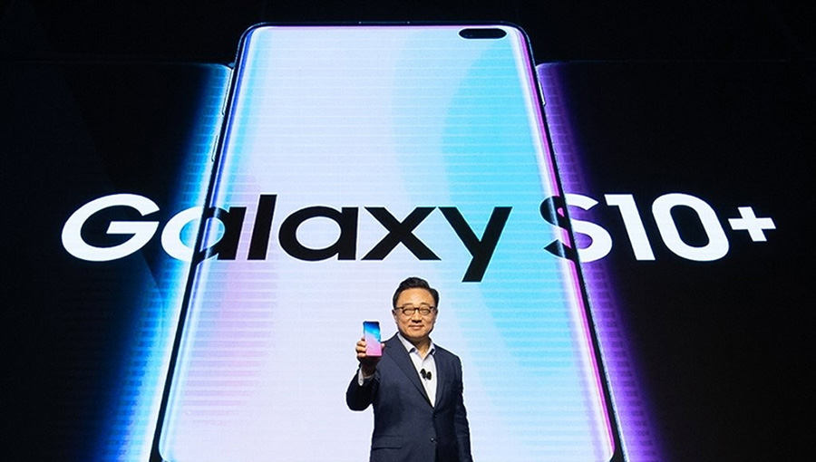 Samsung иска да скрие предната камера и сензорите под дисплея на бъдещите си смартфони