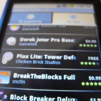 Потребителите на G1 свалят повече приложения от тези на iPhone