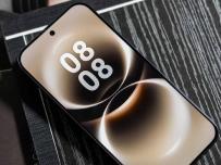 Huawei работи върху телефон с над 10 000 mAh батерия, твърди слух