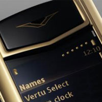 10 години Vertu