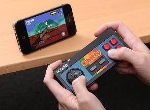 Започнаха доставките на игровия контролер 8-Bitty