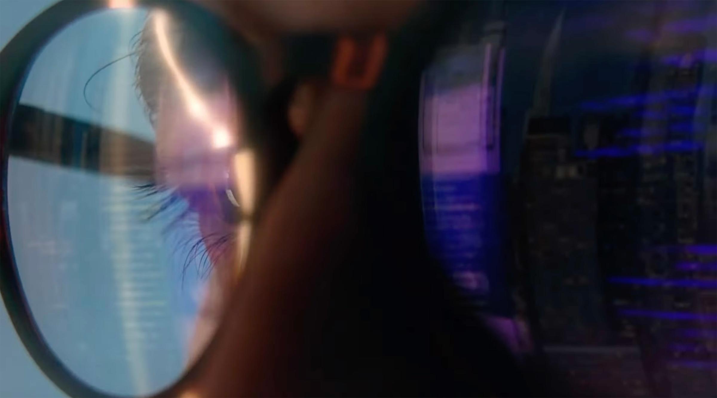 Samsung работи върху XR смарточила с Warby Parker и Gentle Monster