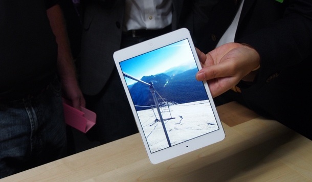 Слух: Apple и Samsung обмислят 12-инчови таблети