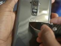 Ето как LG G Flex се възстановява от драскотини