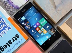 Microsoft най-сетне пусна Windows 10 Mobile за по-старите телефони