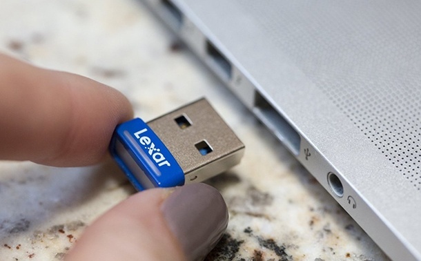 Марката Lexar се завръща