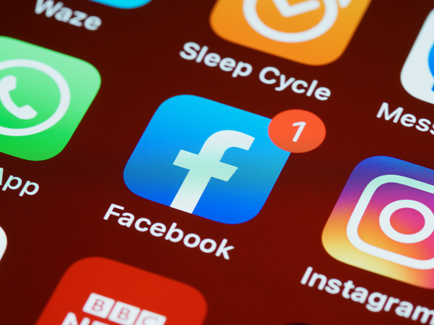 Meta може да наложи платен абонамент за потребителите на Instagram и Facebook в Европа ако не споделят личните си данни